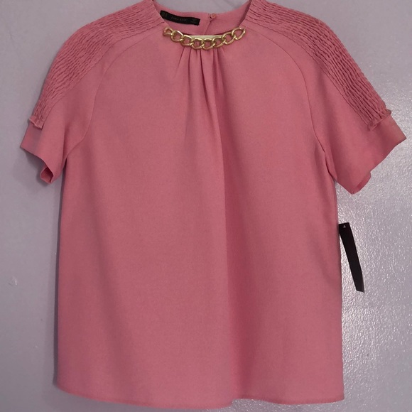 Zara Tops - Pink jeweled short sleeve